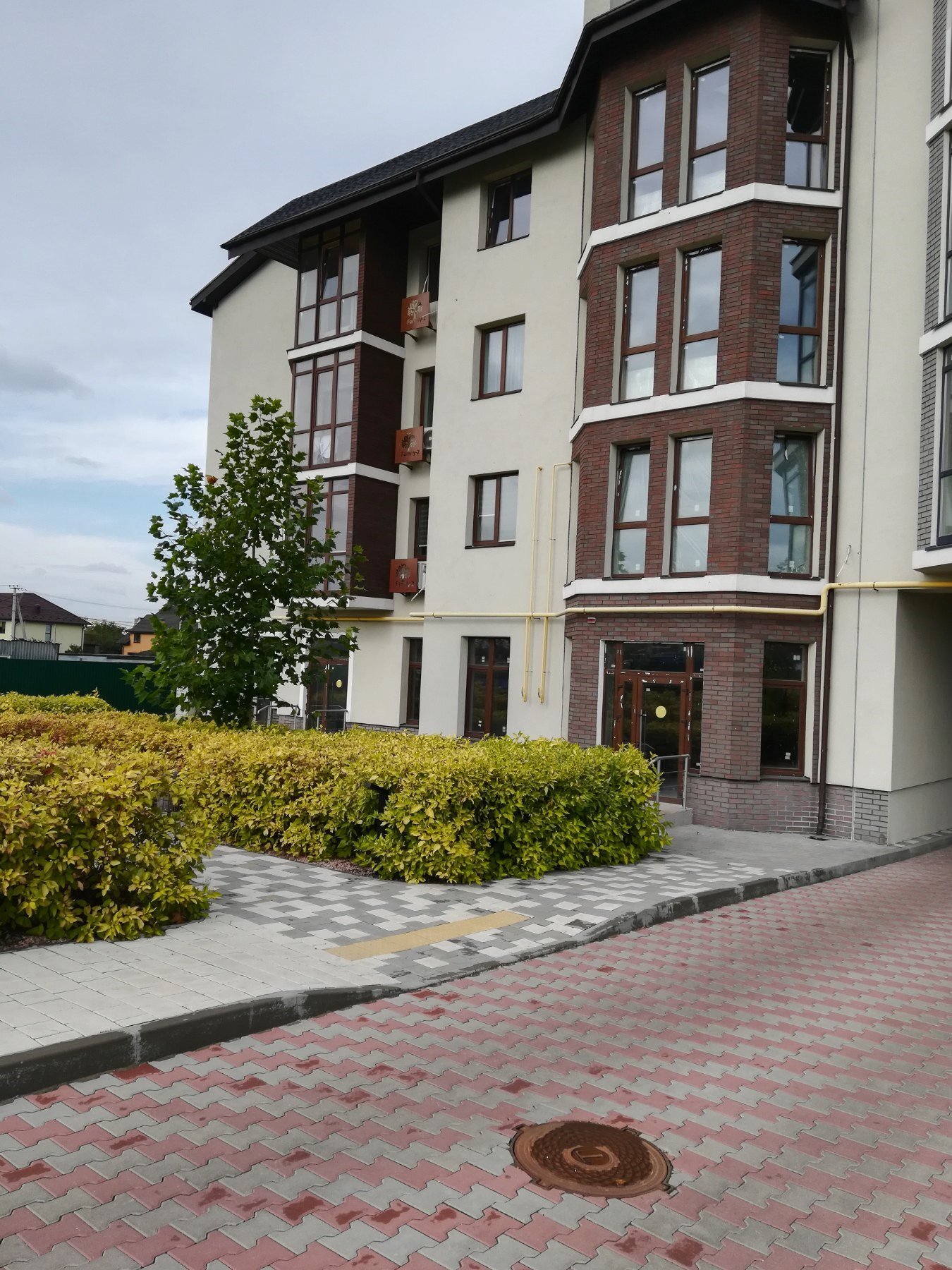 Продажа 3-комнатной квартиры 93 м²