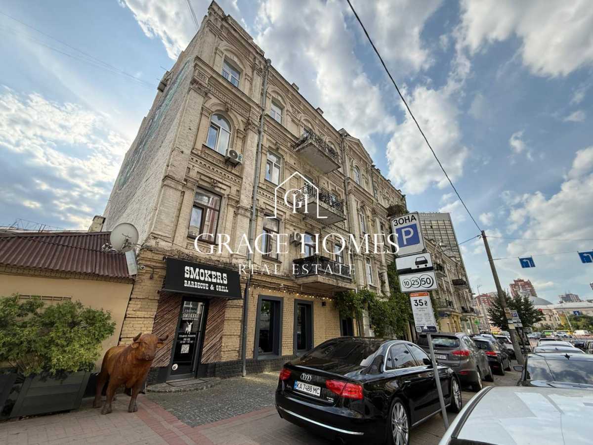 Продаж 3-кімнатної квартири 97 м², Саксаганського вул., 147/5