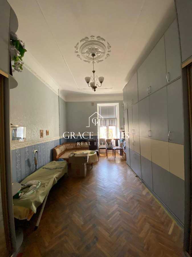 Продаж 3-кімнатної квартири 97 м², Саксаганського вул., 147/5