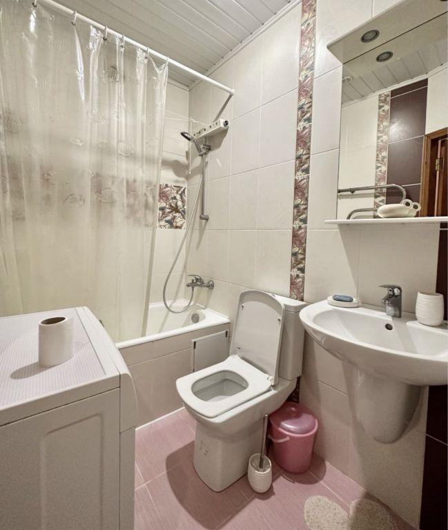 Продажа 3-комнатной квартиры 74 м², Вячеслава Черновола ул.