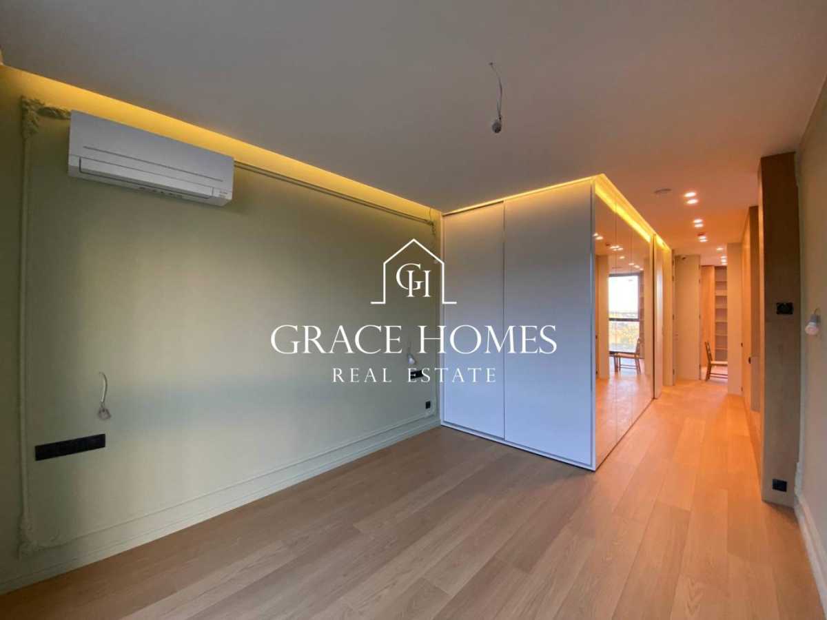Продаж 3-кімнатної квартири 120 м², Набережно-Рибальська вул., 3