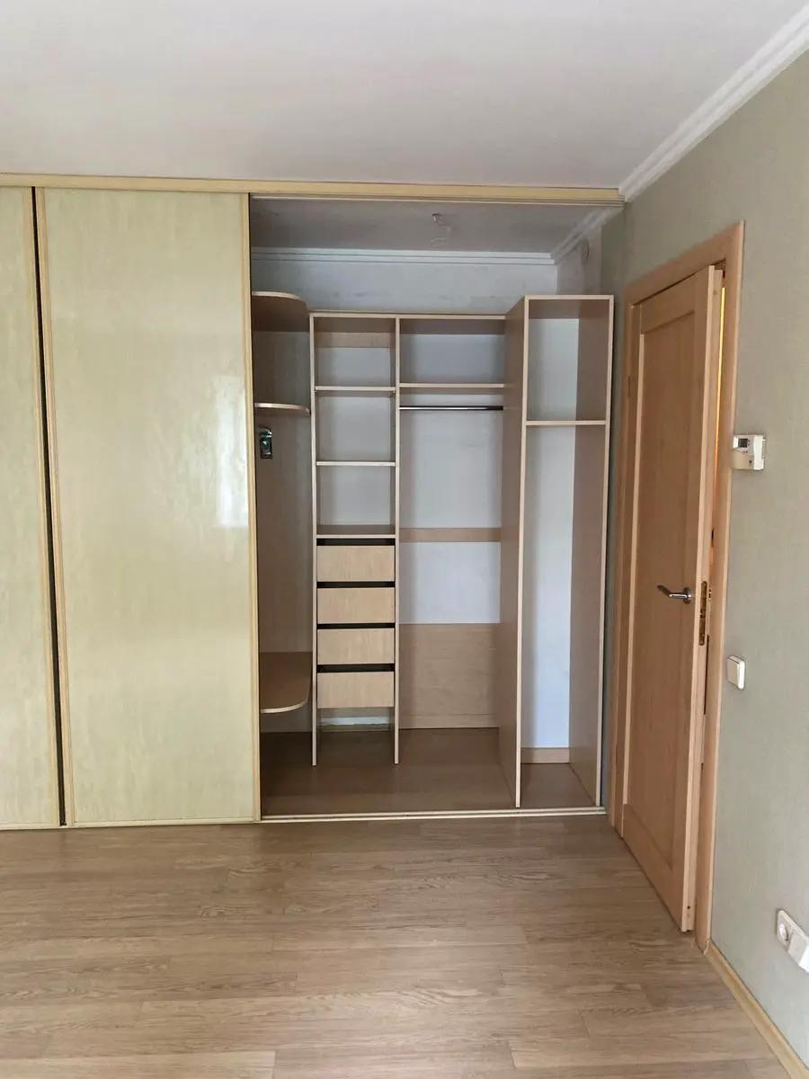 Продаж 2-кімнатної квартири 45 м², Маричанська вул., 8