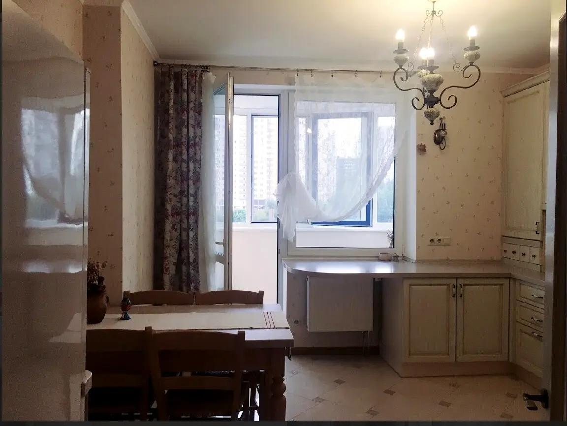 Продаж 2-кімнатної квартири 74 м², Голосіївський просп., 30В