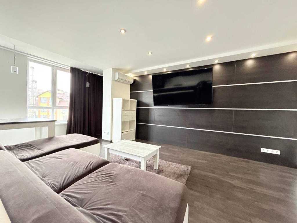 Продажа 3-комнатной квартиры 97.3 м², Радужная ул., 147
