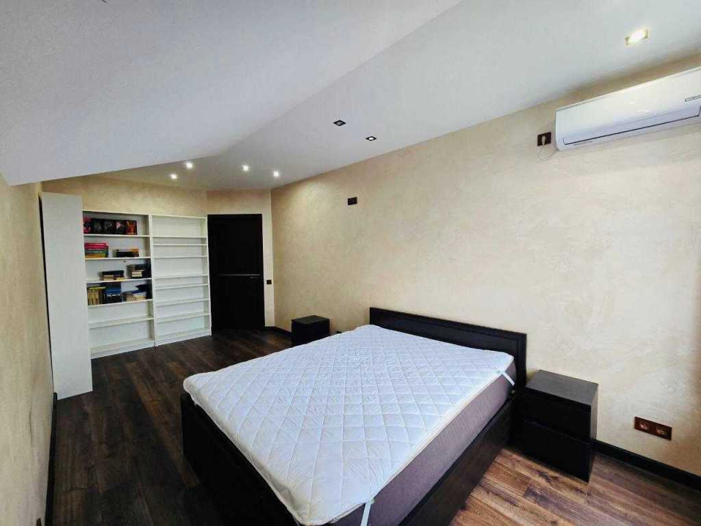 Продажа 3-комнатной квартиры 97.3 м², Радужная ул., 147