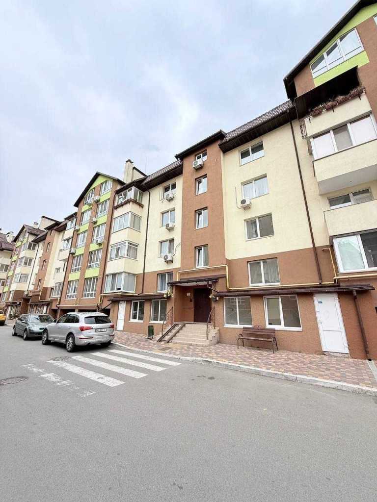Продажа 3-комнатной квартиры 97.3 м², Радужная ул., 147