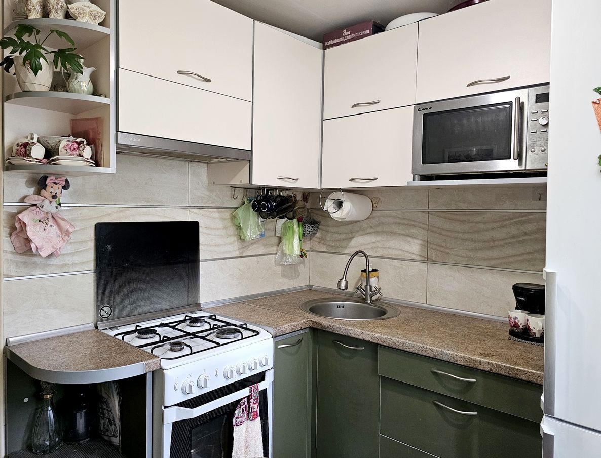 Продаж 2-кімнатної квартири 45 м², Осіння вул., 3