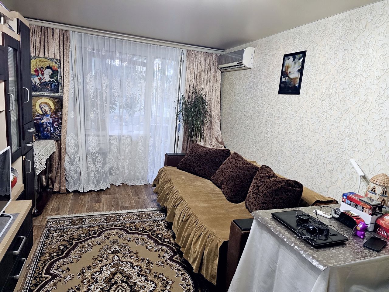 Продаж 2-кімнатної квартири 45 м², Осіння вул., 3