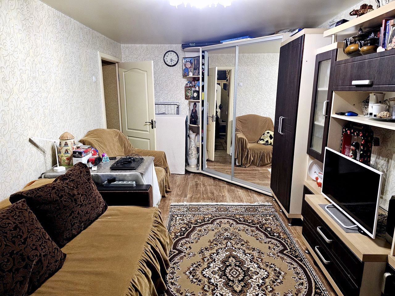 Продаж 2-кімнатної квартири 45 м², Осіння вул., 3