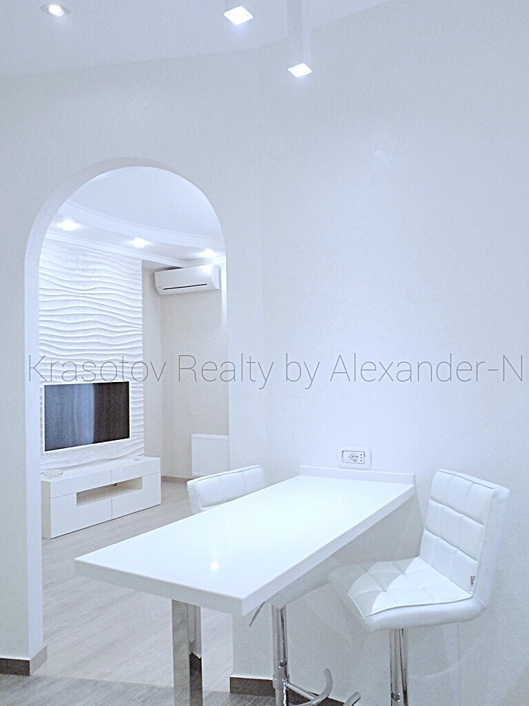 Аренда 1-комнатной квартиры 40 м², Французский бул., 13А