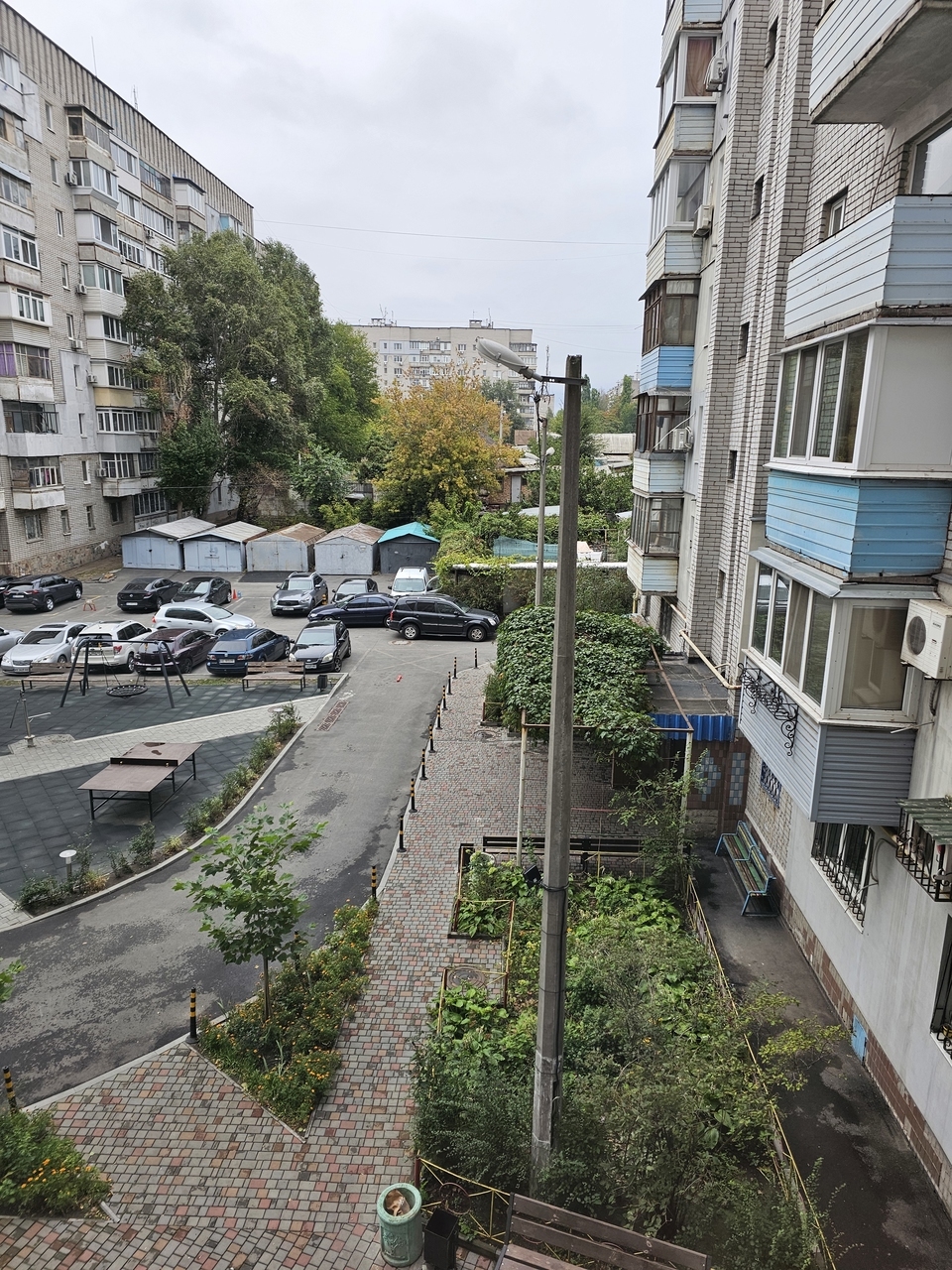 Аренда 4-комнатной квартиры 76 м², Дарницкая ул., 4