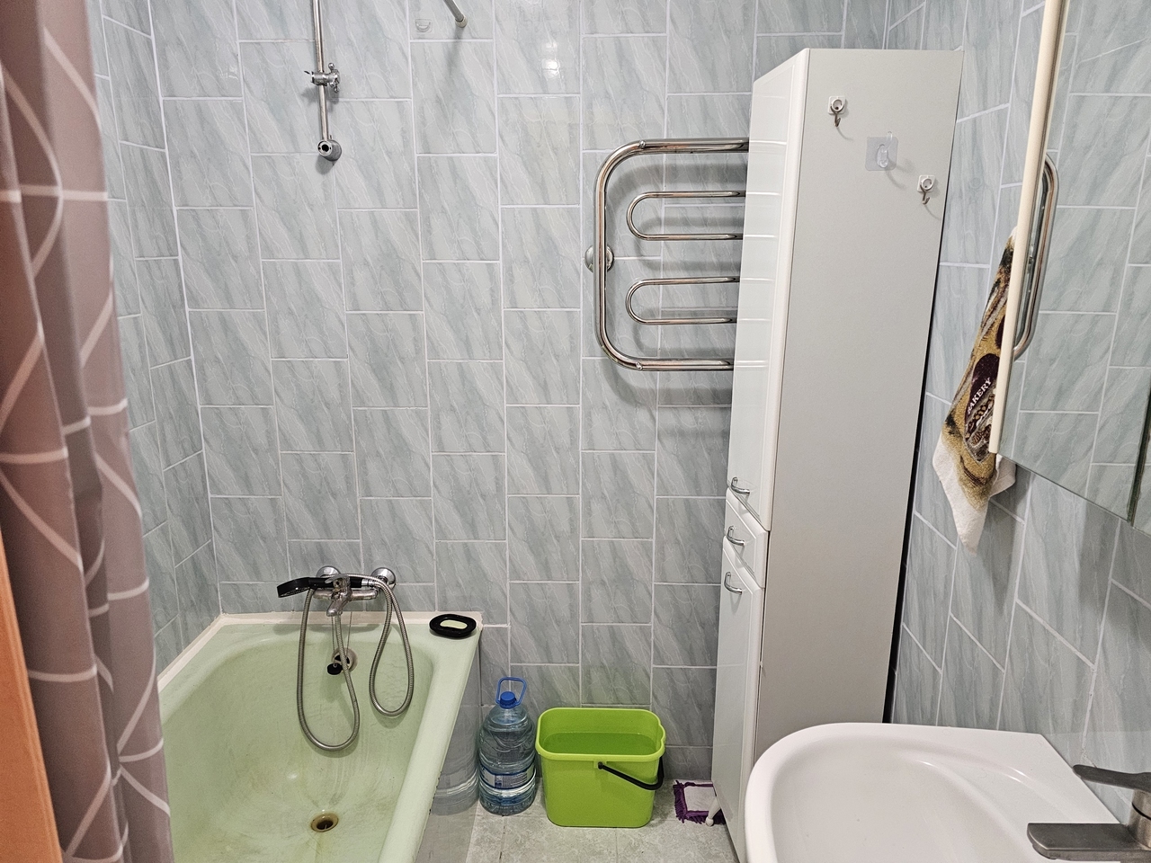 Аренда 4-комнатной квартиры 76 м², Дарницкая ул., 4
