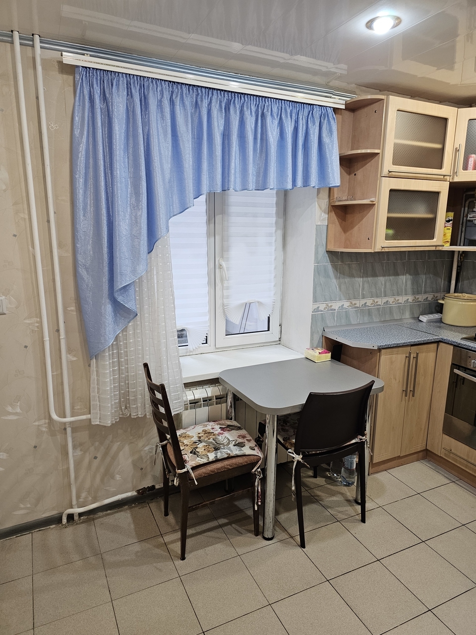 Аренда 4-комнатной квартиры 76 м², Дарницкая ул., 4