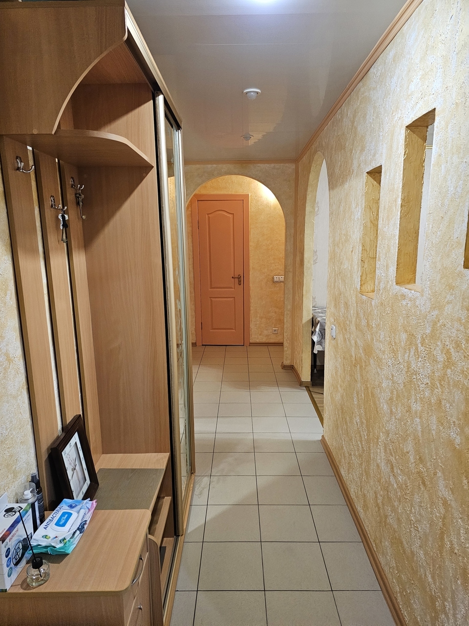 Аренда 4-комнатной квартиры 76 м², Дарницкая ул., 4