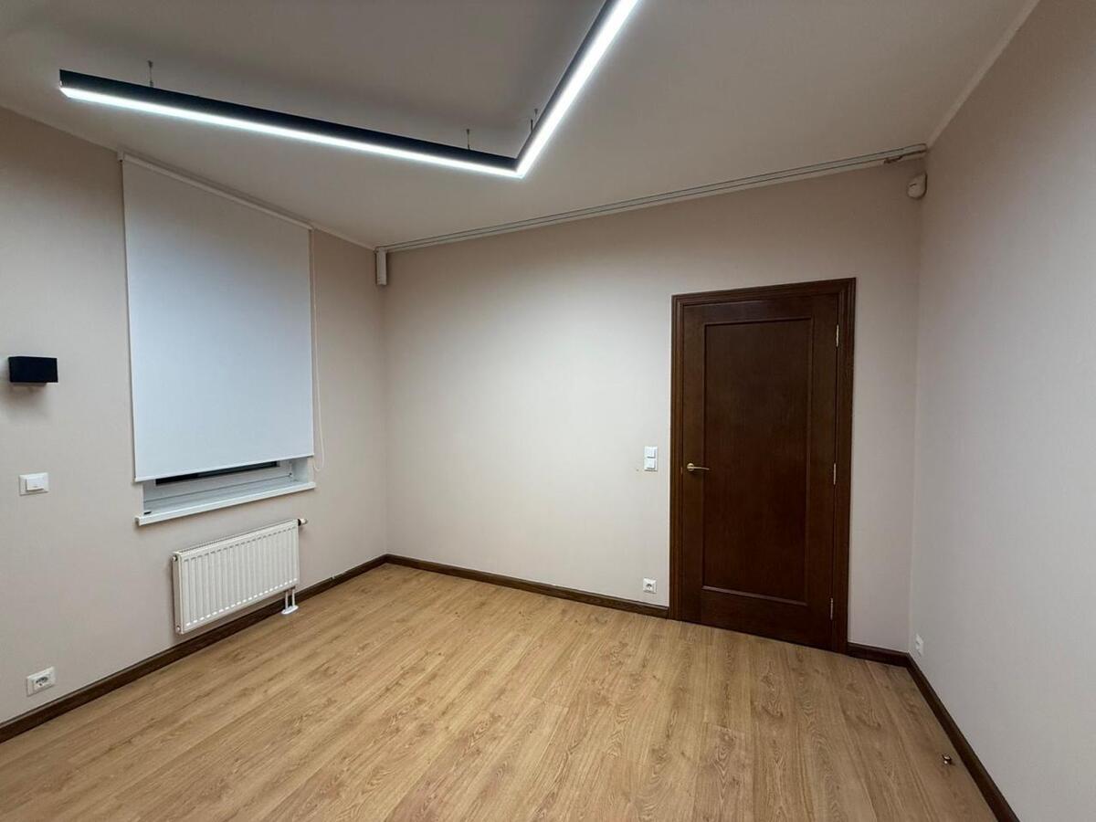 Аренда дома 4256 м², Валерия Лобановского просп.