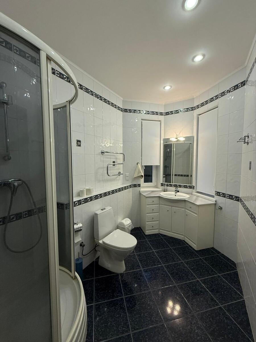 Аренда дома 4256 м², Валерия Лобановского просп.