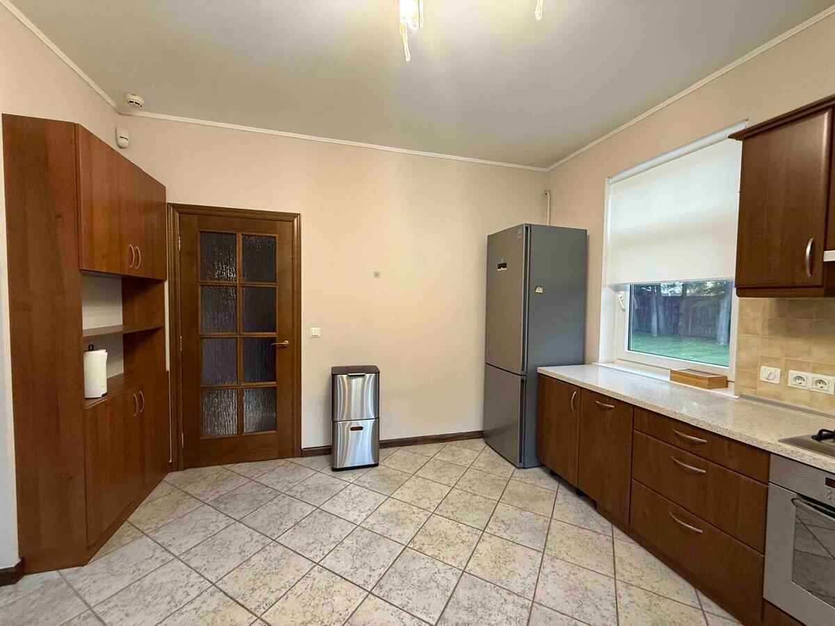 Аренда дома 4256 м², Валерия Лобановского просп.