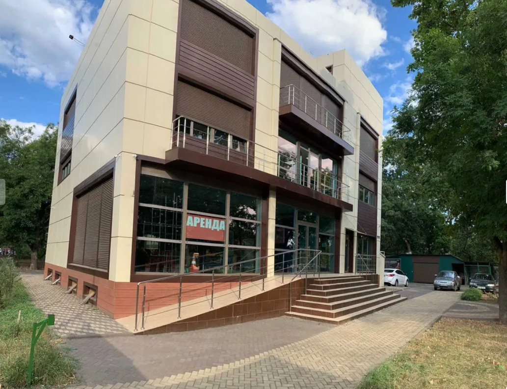 Оренда приміщення вільного призначення 782 м², Грушевского Михаила вул.