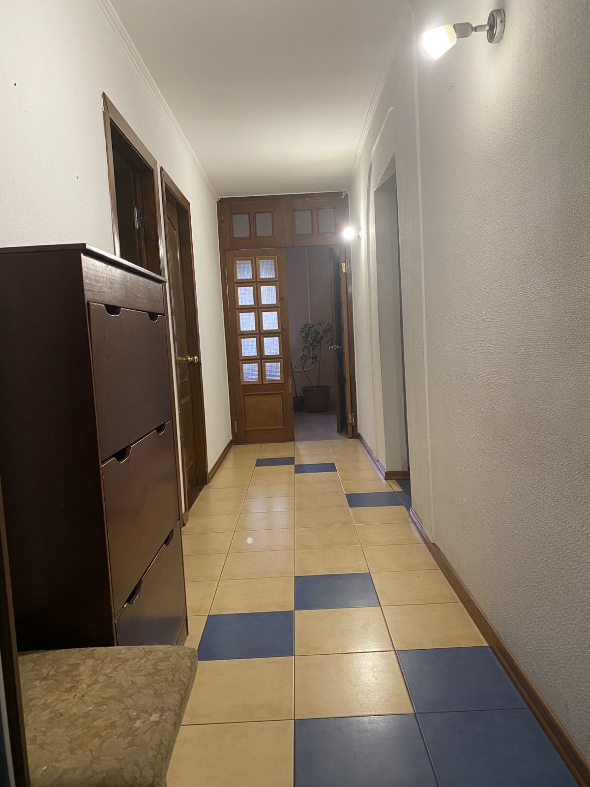 Аренда 4-комнатной квартиры 77 м², Калиновая ул.