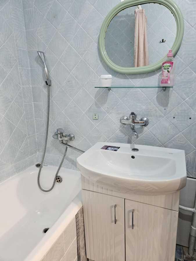 Аренда 1-комнатной квартиры 40 м², Ревуцкого ул., 17
