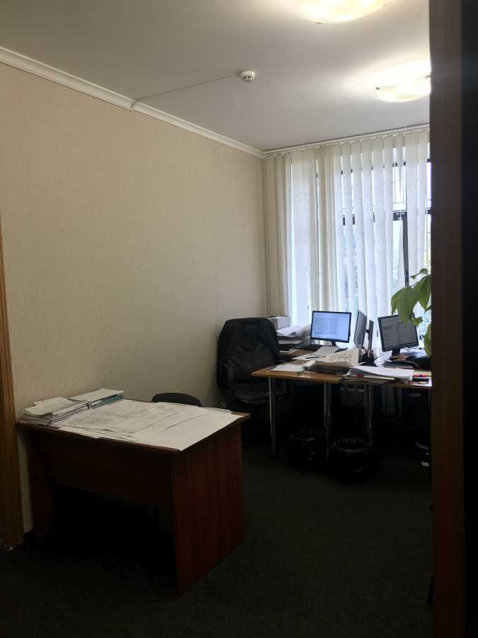 Аренда офиса 216 м², Лукьяновская ул., 1