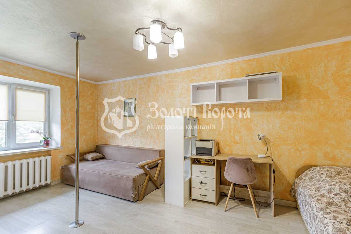 Продаж 1-кімнатної квартири 29.6 м², Праці бул., 6/14