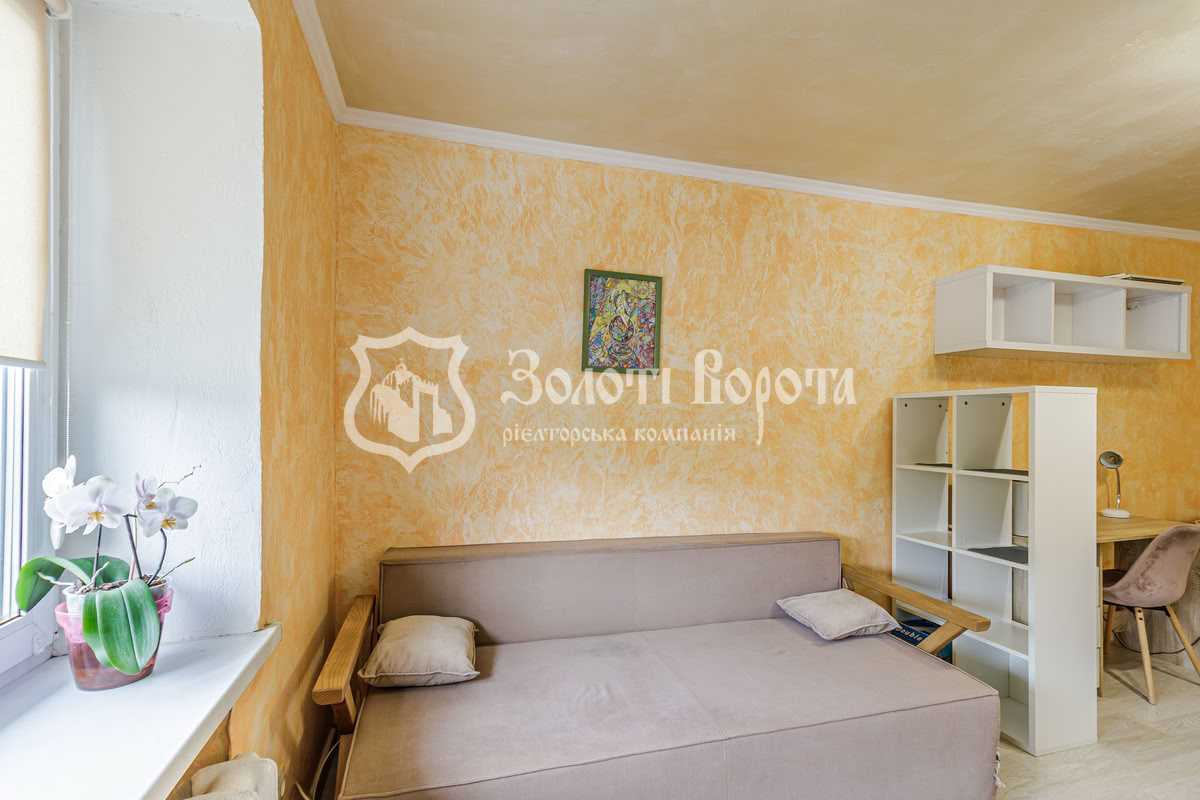 Продаж 1-кімнатної квартири 29.6 м², Праці бул., 6/14