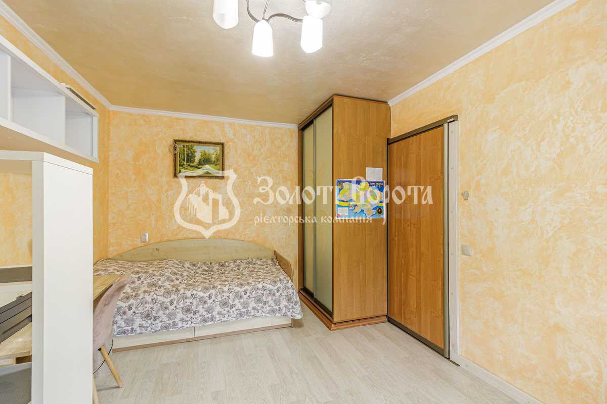 Продаж 1-кімнатної квартири 29.6 м², Праці бул., 6/14