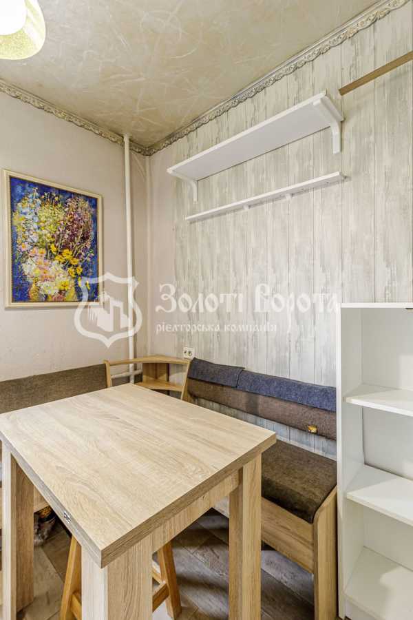 Продаж 1-кімнатної квартири 29.6 м², Праці бул., 6/14