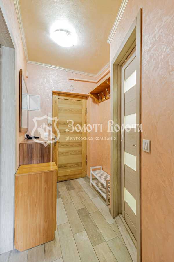 Продаж 1-кімнатної квартири 29.6 м², Праці бул., 6/14