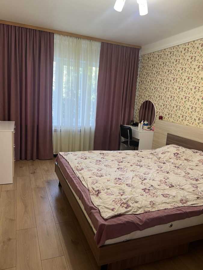 Оренда 3-кімнатної квартири 65 м², Генерала Потапова вул., 1А