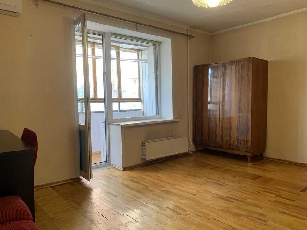 Продаж 2-кімнатної квартири 65 м², Золотоустівська вул., 4