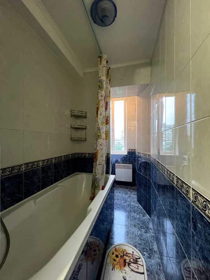 Аренда 4-комнатной квартиры 72 м², Плеханова ул.