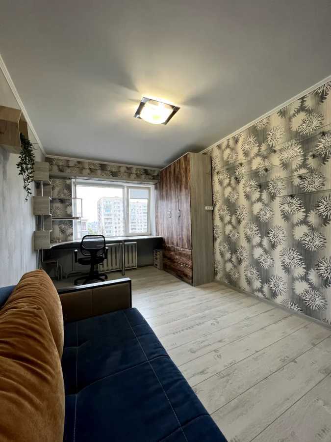 Аренда 4-комнатной квартиры 72 м², Плеханова ул.