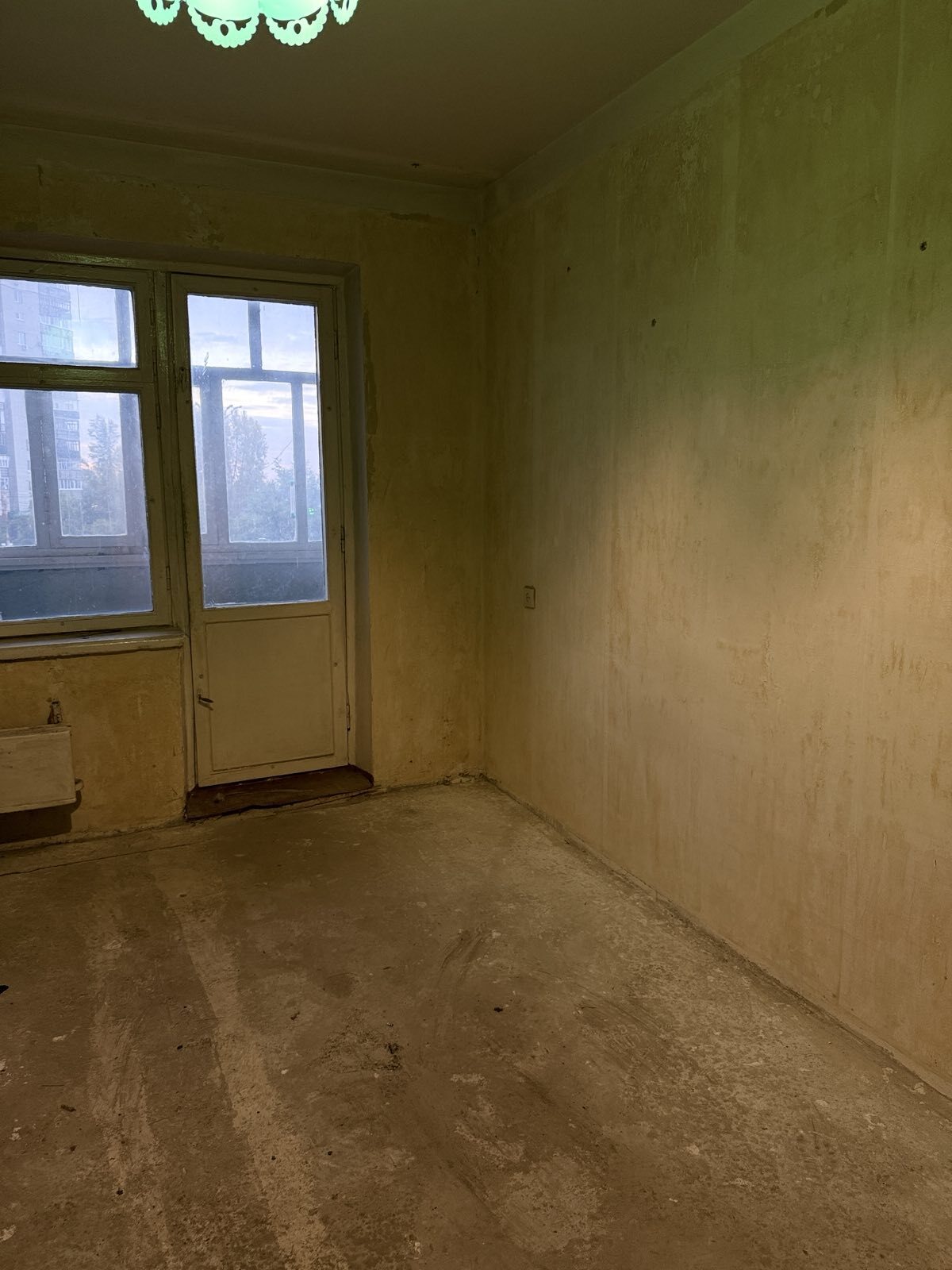 Продаж 4-кімнатної квартири 82 м², Михайла Лушпи просп.