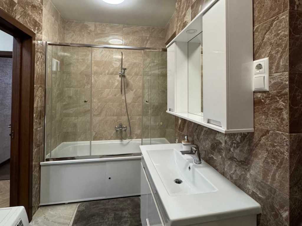 Оренда 2-кімнатної квартири 62 м², Федора Кричевського вул., Ернста, 16а