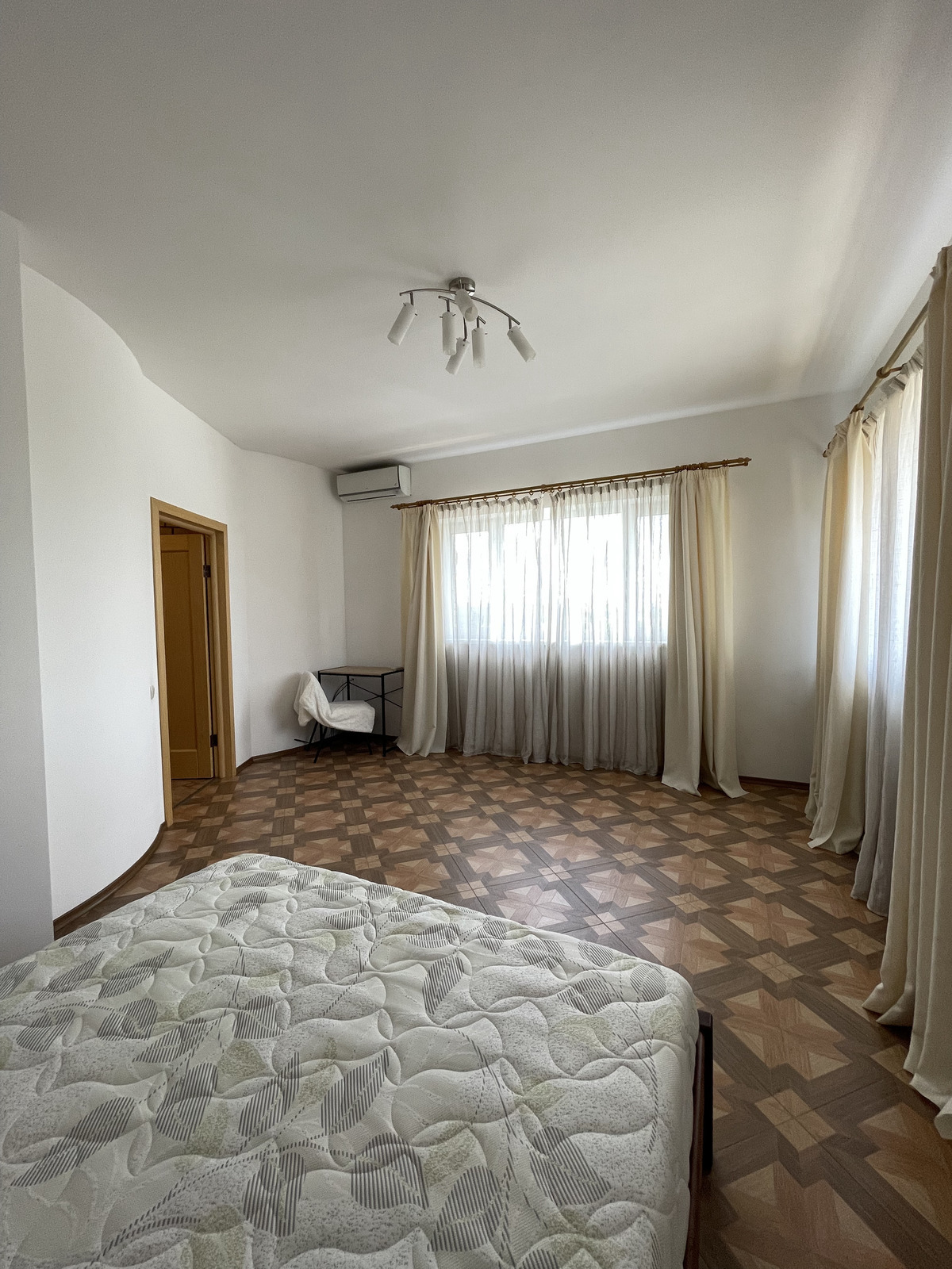 Аренда дома 475 м², Добрый Путь ул.