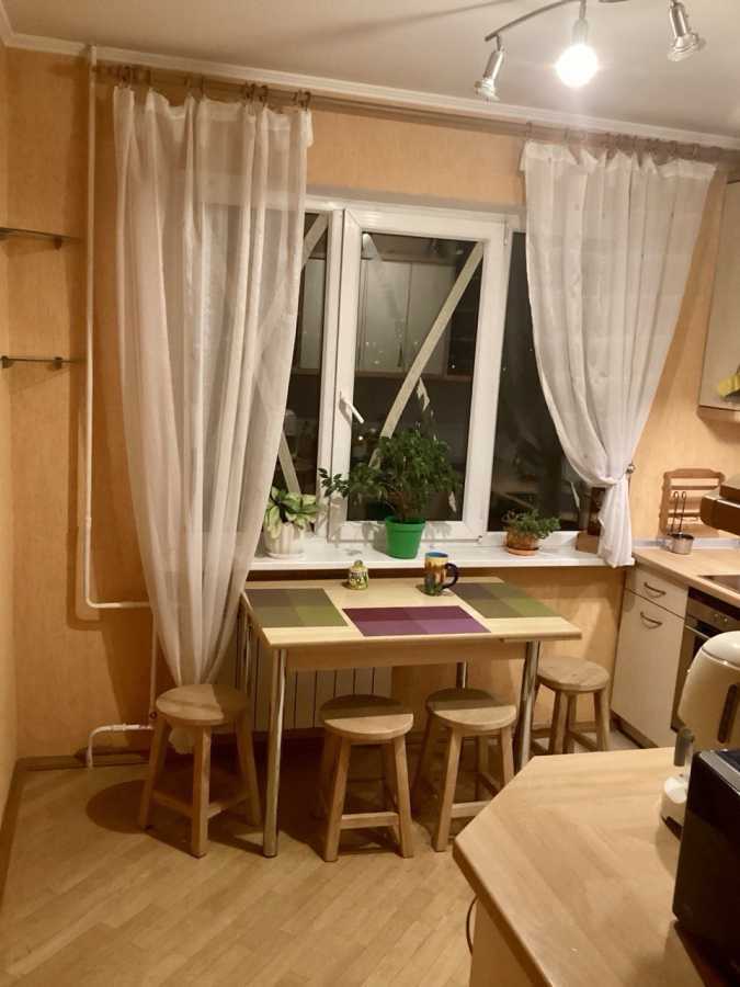 Аренда 3-комнатной квартиры 76 м², Панаса Мирного ул., 11