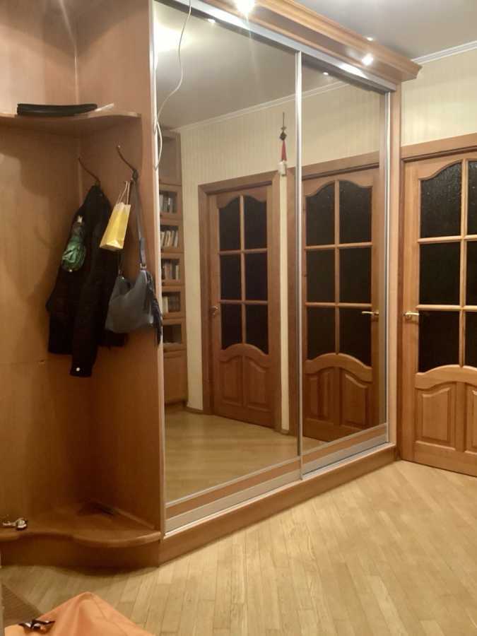 Аренда 3-комнатной квартиры 76 м², Панаса Мирного ул., 11