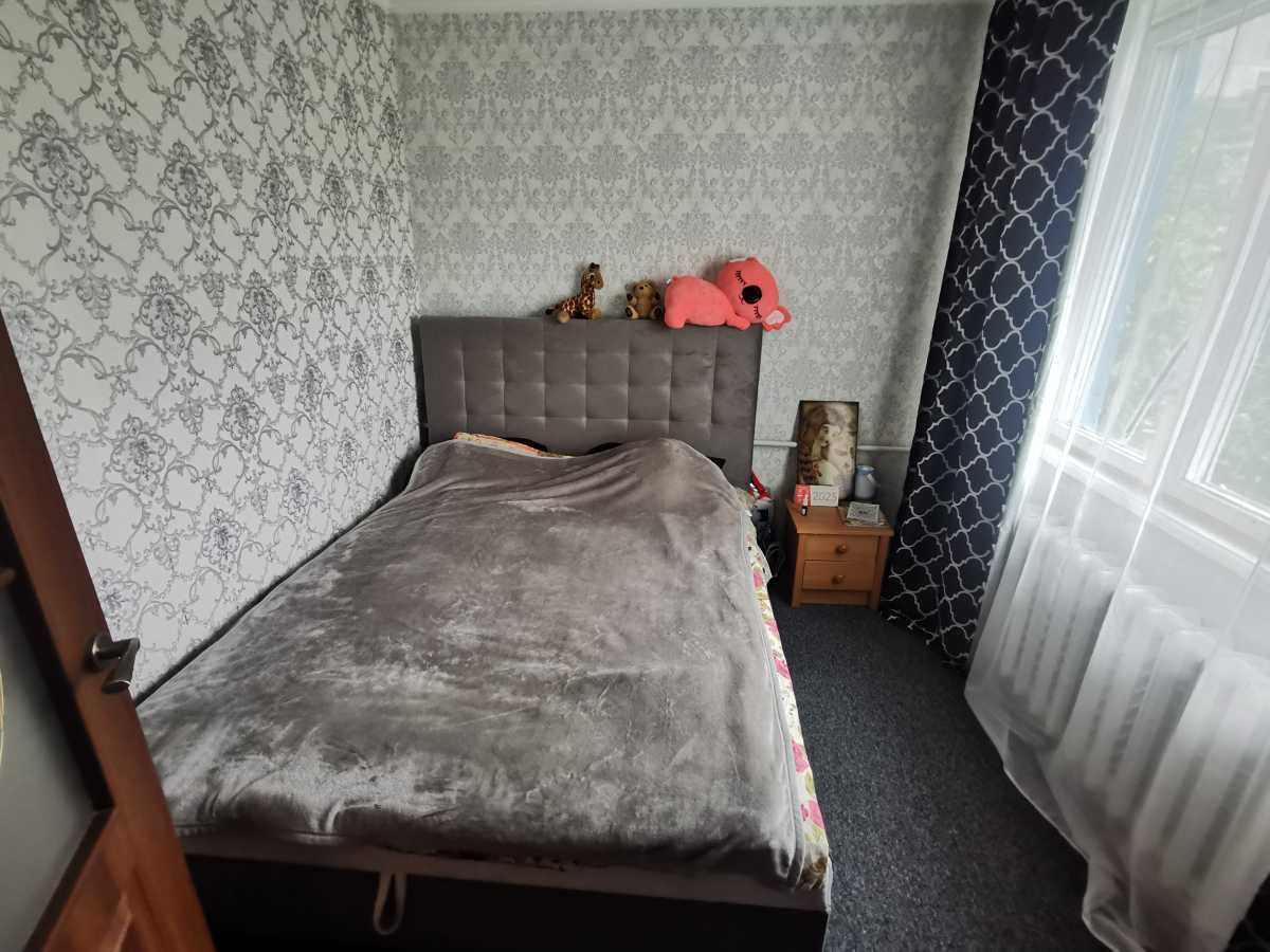 Продаж 3-кімнатної квартири 48 м², Січневого Прориву вул., прорив, 5