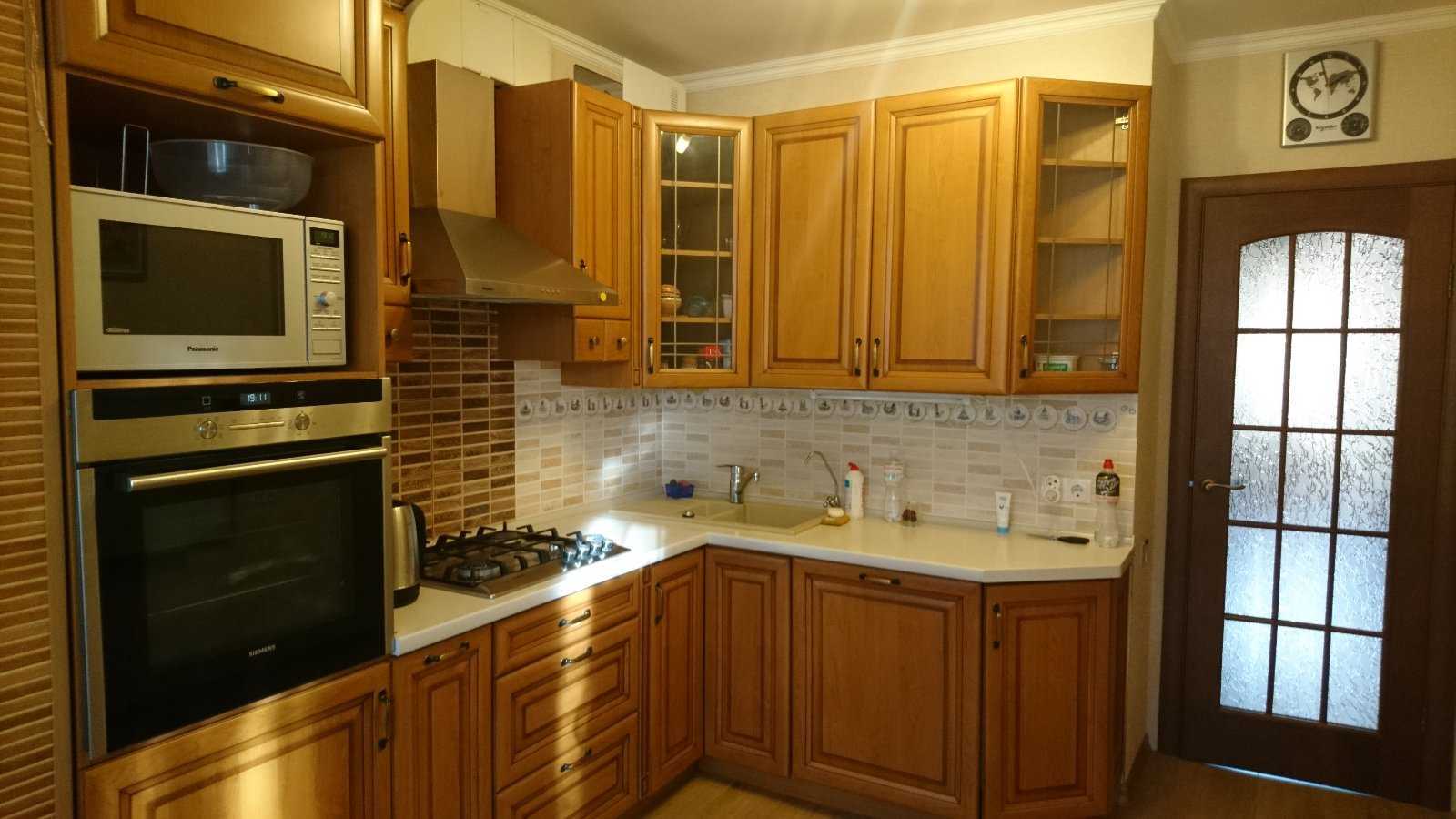 Оренда 2-кімнатної квартири 65 м², Волинська вул., 9