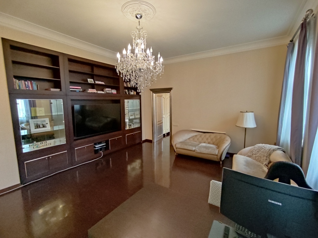Продажа 2-комнатной квартиры 69 м², Архитектора Городецкого ул., 12