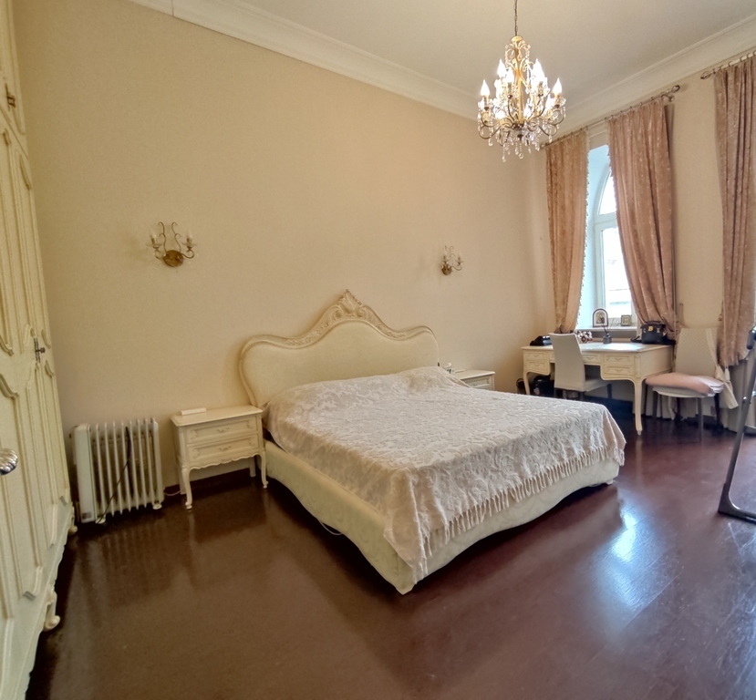 Продажа 2-комнатной квартиры 69 м², Архитектора Городецкого ул., 12