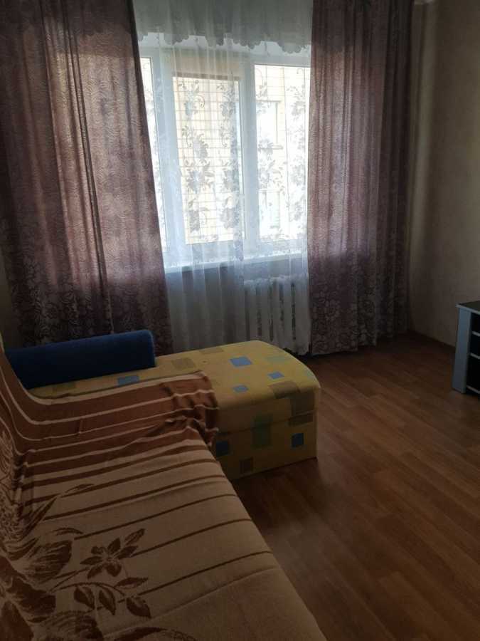 Оренда 1-кімнатної квартири 35 м², Петра Вершигори вул., 5