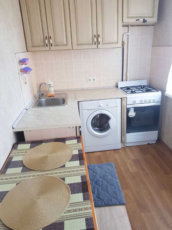 Оренда 1-кімнатної квартири 35 м², Петра Вершигори вул., 5