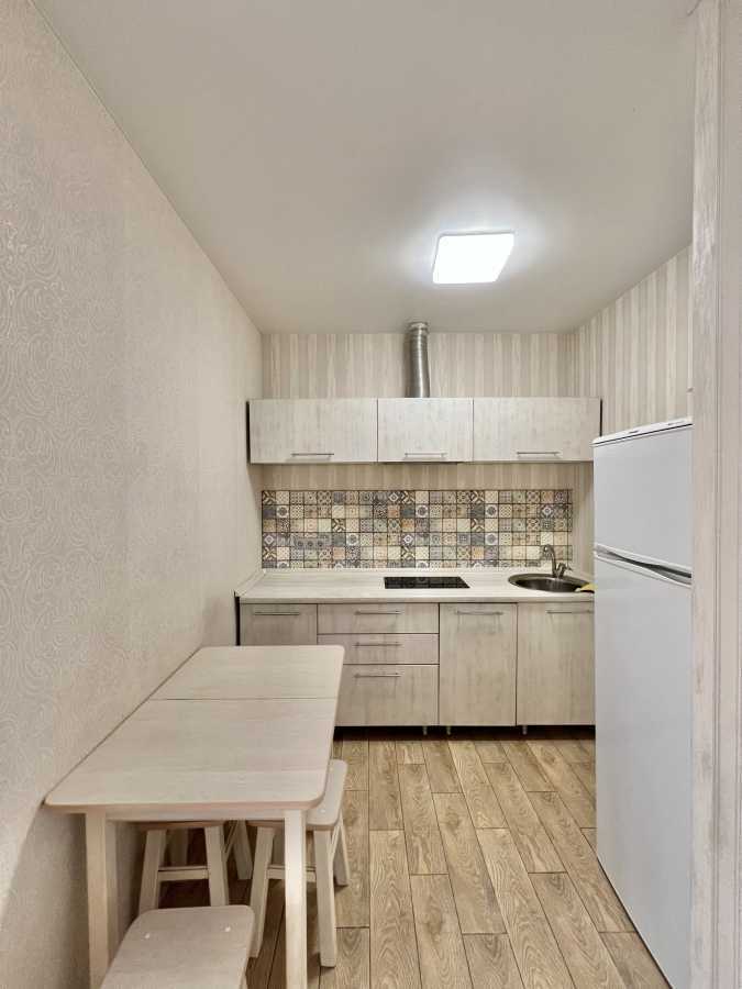 Продажа 2-комнатной квартиры 41.7 м², Соборная ул., 118/19