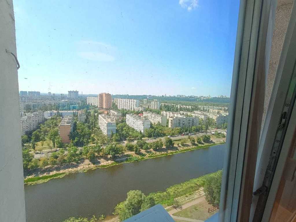 Продаж 4-кімнатної квартири 142 м², Ованеса Туманяна вул., 15А
