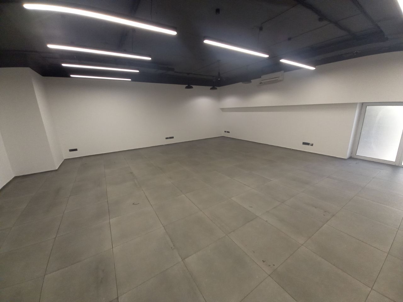 Оренда офісу 1200 м², Костомаровська вул., 3