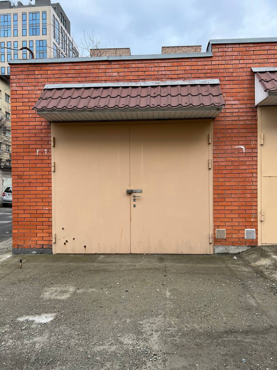 Продажа гаража 44 м², Олеся Гончара ул., 16