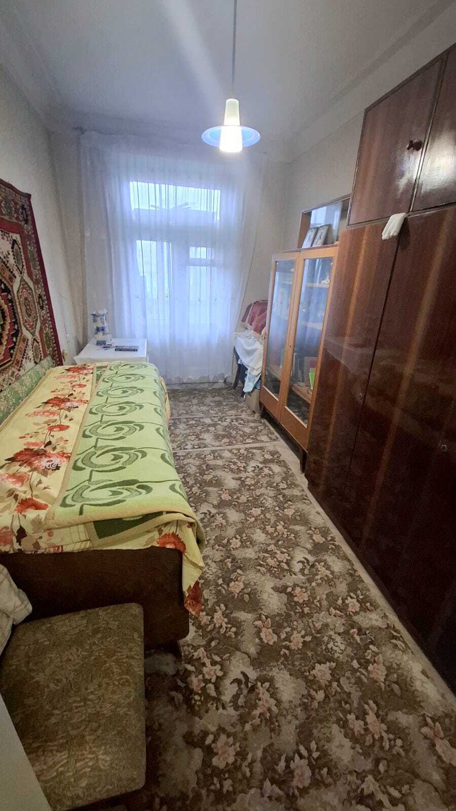 Продаж 2-кімнатної квартири 52 м², Михайла Грушевського вул., 34/1